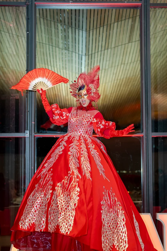 Regal Ruby - Stiltwalker - Elegant theme - image 6