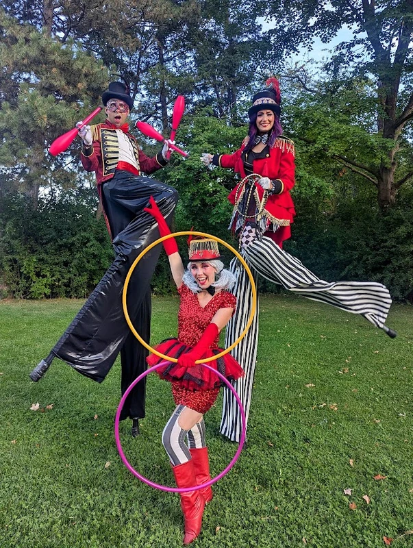Ringmaster Hoops - Flow Artist / Hula Hooper - Circus theme - image 2