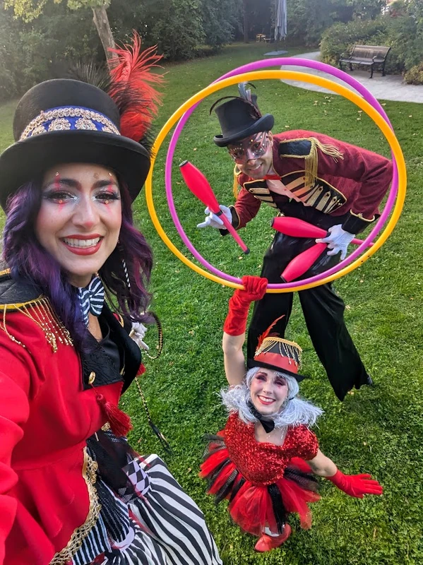 Ringmaster Hoops - Flow Artist / Hula Hooper - Circus theme - image 3