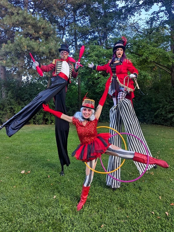 Ringmaster Stilts - Stiltwalker - Circus theme - image 13
