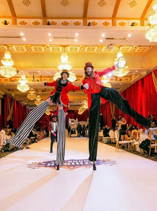 Ringmaster Stilts - Stiltwalker - Circus theme - image 9