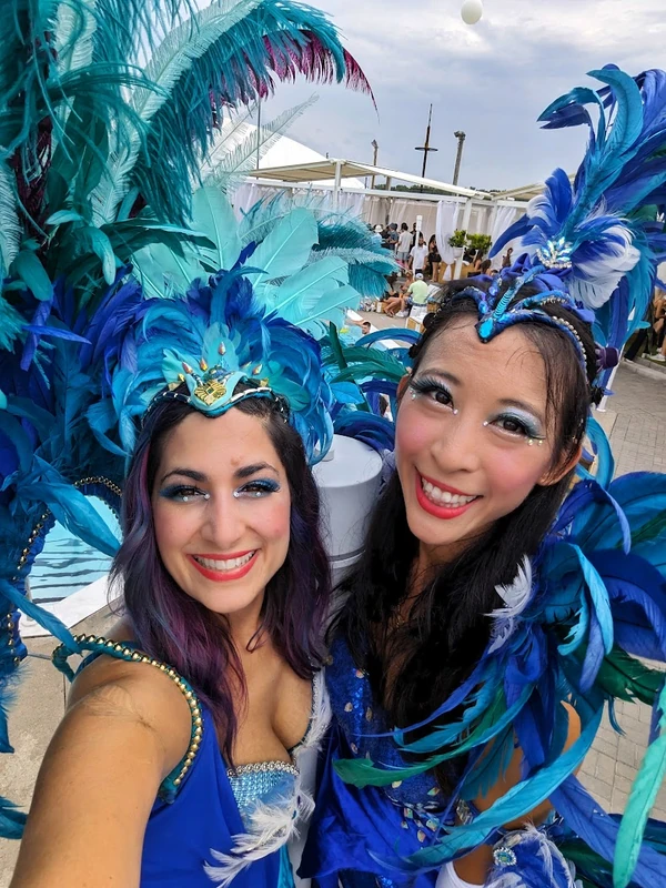 Royal Blue Ball - Stiltwalker - Feathers theme - image 10