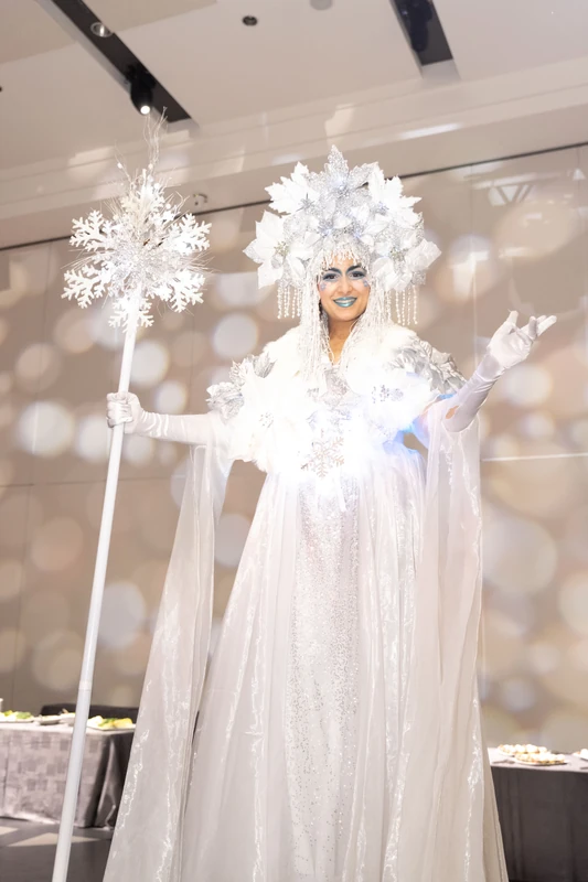Sparkle Snow Queen - Stiltwalker - Winter theme - image 3