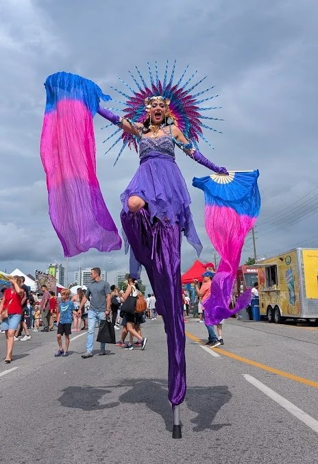 Sunset Serenade Stilts - Stilt Walker - Feathers theme - image 4