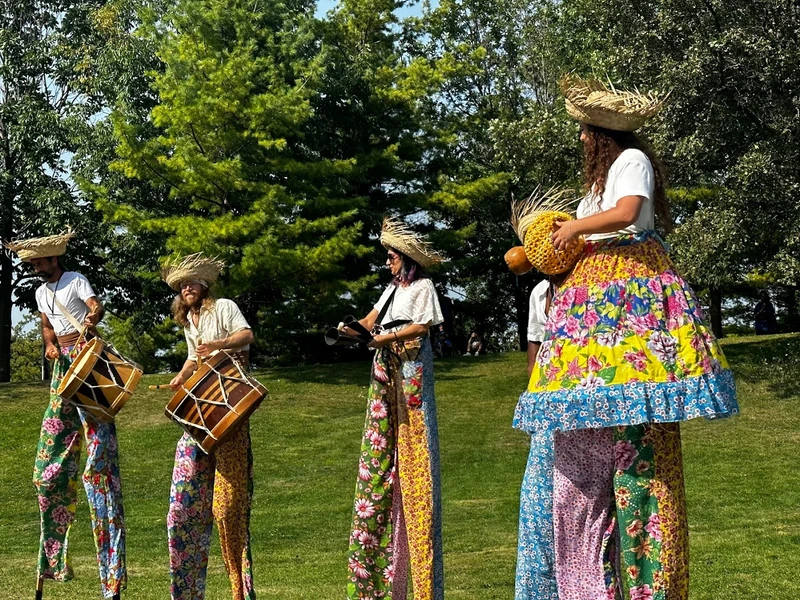 Tallbeat1 Stilt-Drummers - Stiltwalker - Cultural theme - image 13