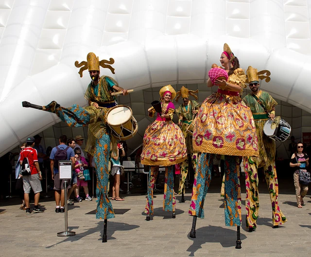 Tallbeat1 Stilt-Drummers - Stiltwalker - Cultural theme - image 29