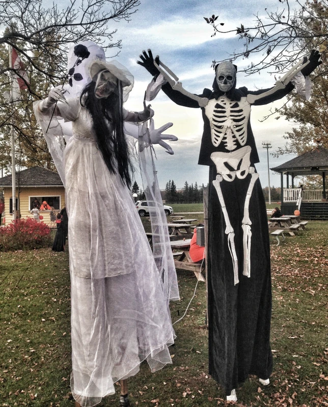 Tallbones Malone - Stiltwalker - Scary theme - image 6
