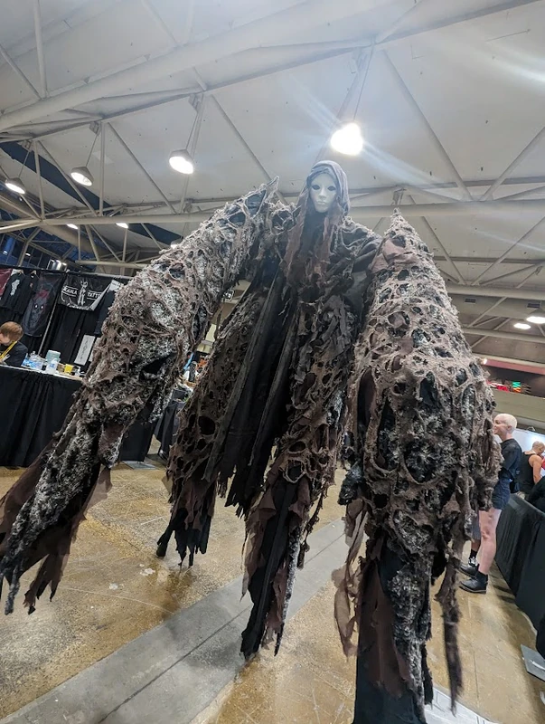 The Beast - Stiltwalker - Quad Stilts theme - image 4