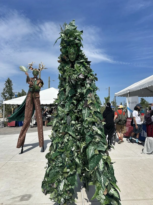 Vine Creature - Stiltwalker - Quad Stilts theme - image 9