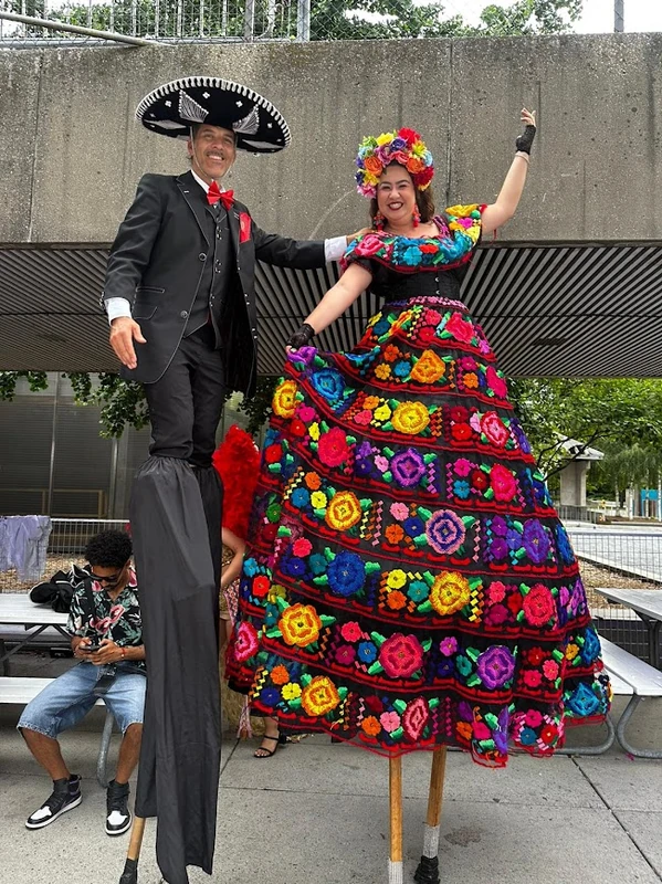 Viva Mexico! - Stiltwalker - Cultural theme - image 11