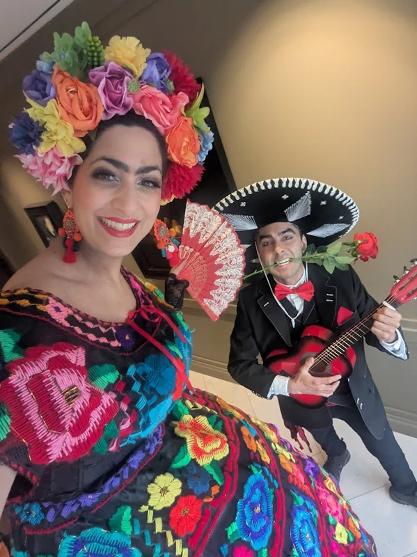 Viva Mexico! - Stiltwalker - Cultural theme - image 12