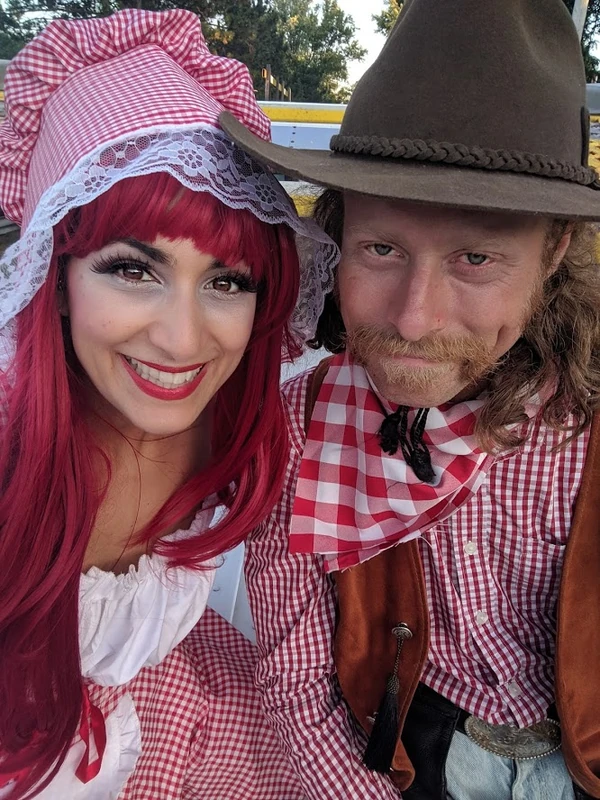 Wild West  - Stiltwalker - Family Friendly theme - image 3