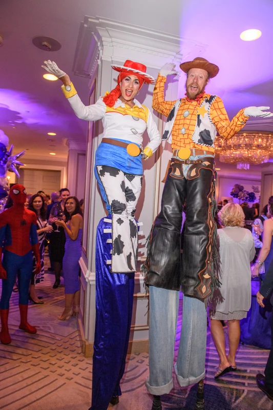 Wild West  - Stiltwalker - Family Friendly theme - image 6