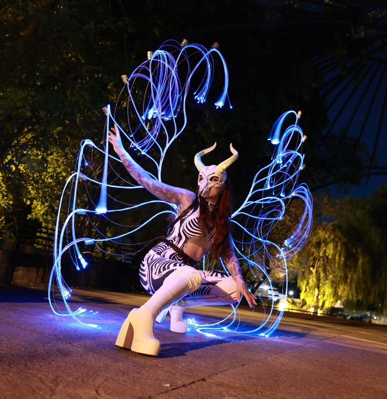 Winged Demon LED - Roamer / Dancer  - Scary theme - image 4 performer