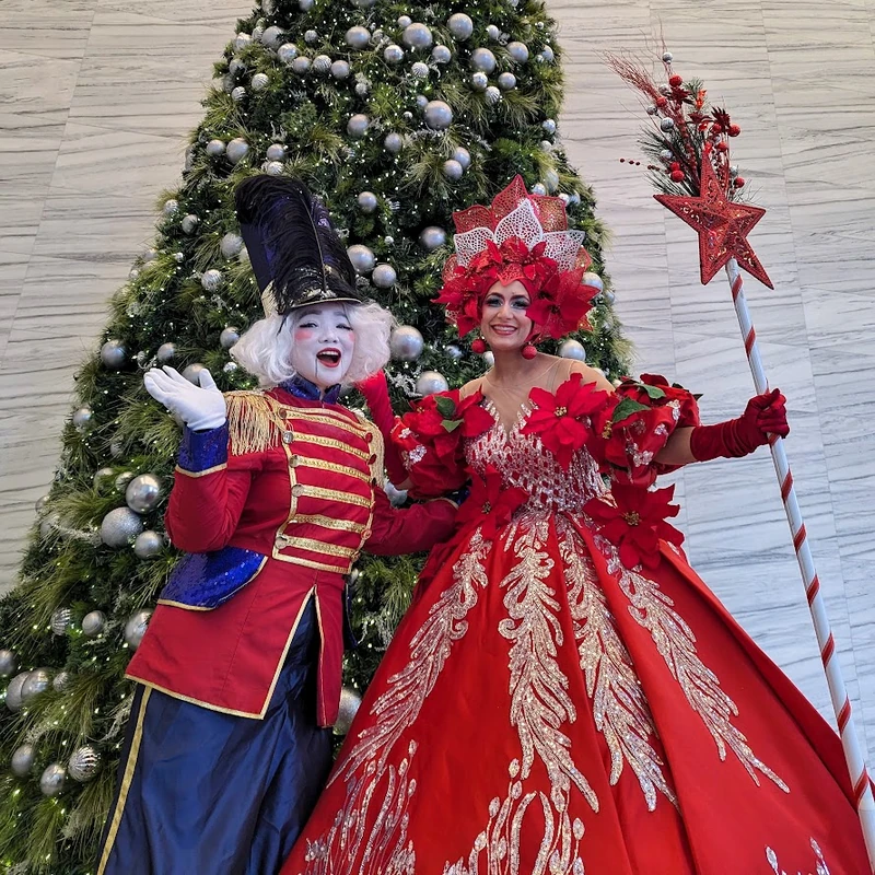 Christmas Circus Entertainers Toronto